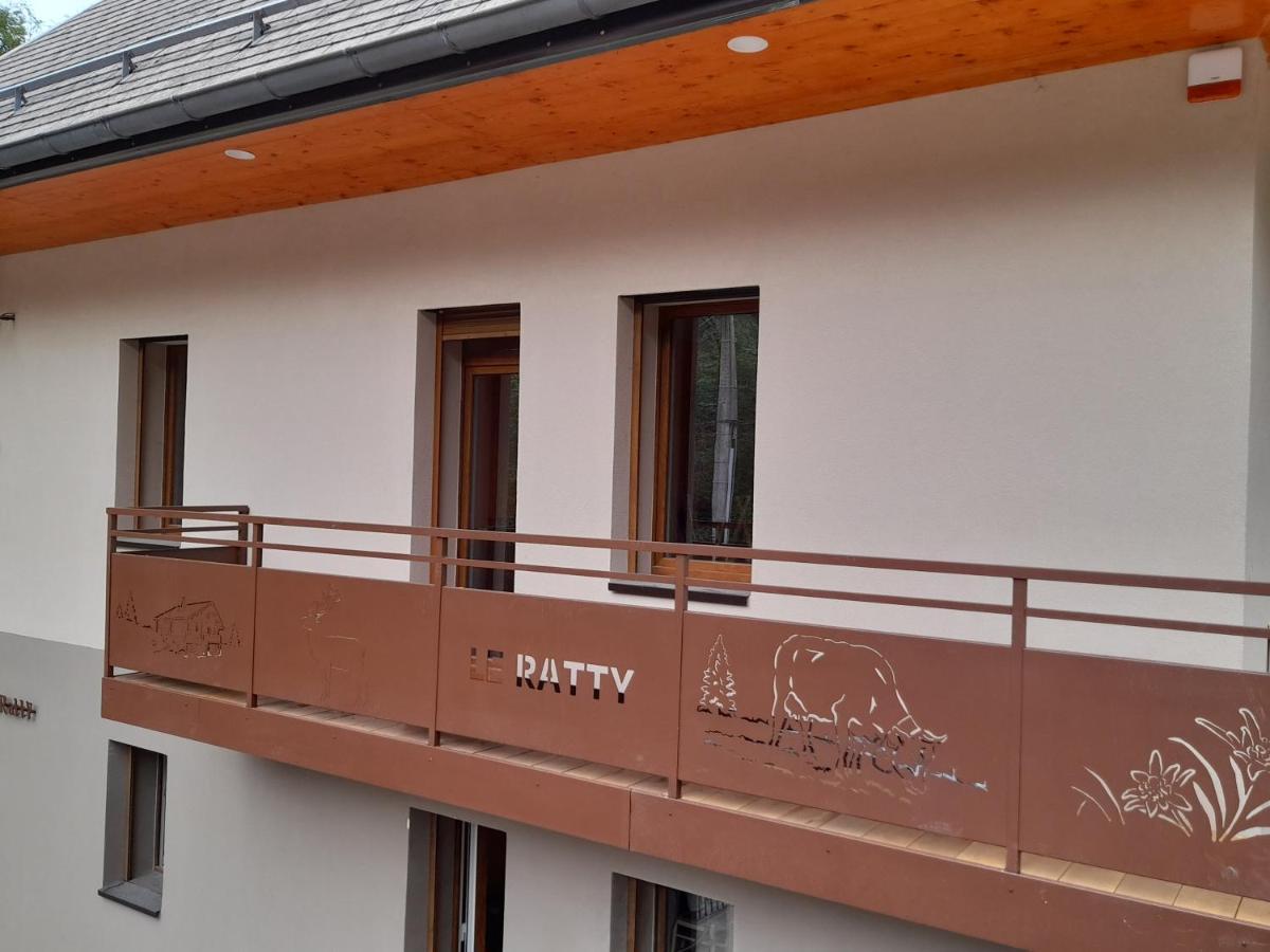 Le Bouquetin Daire Entremont Dış mekan fotoğraf